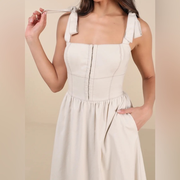 NWT Lulu's Callina Cream Midi Tie-Strap Dress size Medium - Picture 3 of 13